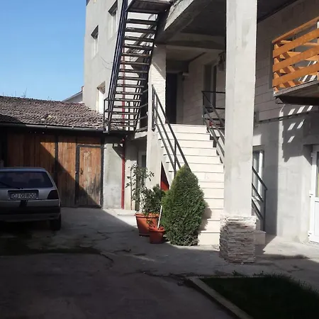 Csikos *