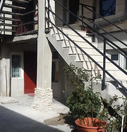 Csikos Apartment