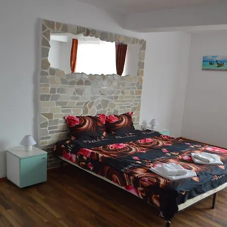 Csikos * كلوج-نابوكا