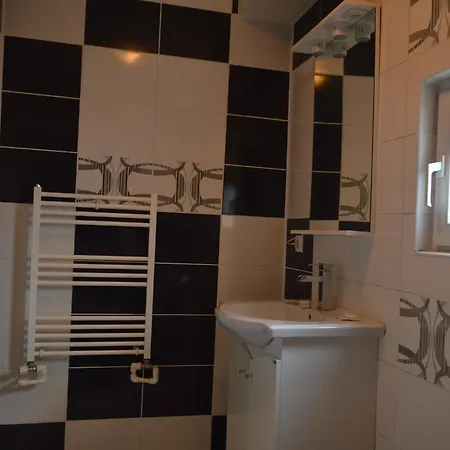 Csikos Apartment
