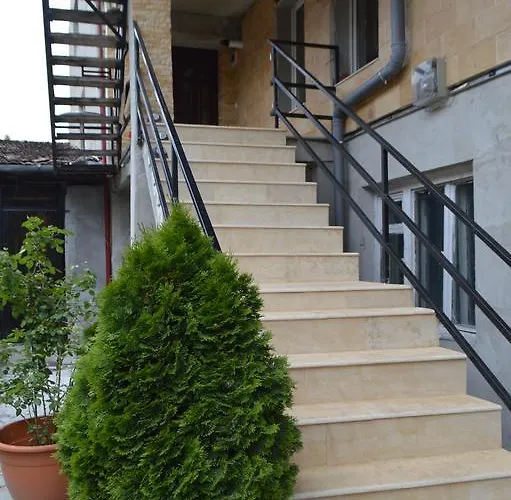 Apartament Csikos *